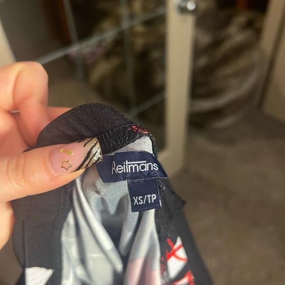 Reitmans Black Red White Floral Wrap Dress - Picture 4 of 5